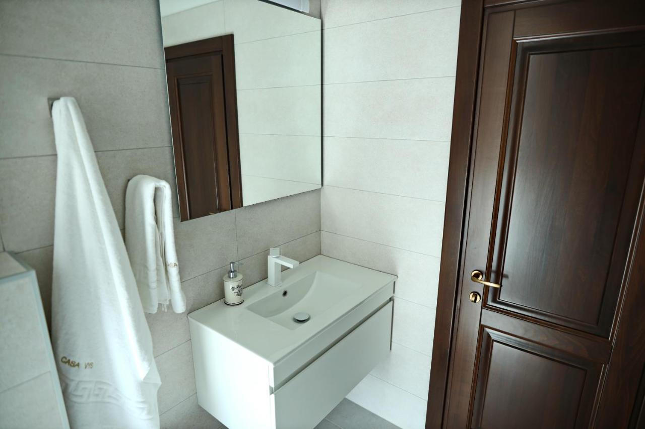 Casa Vys Apartment Pitesti Ngoại thất bức ảnh